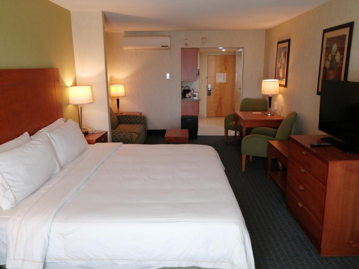 Holiday Inn Express & Suites Toluca Zona Aeropuerto By Ihg Eksteriør billede
