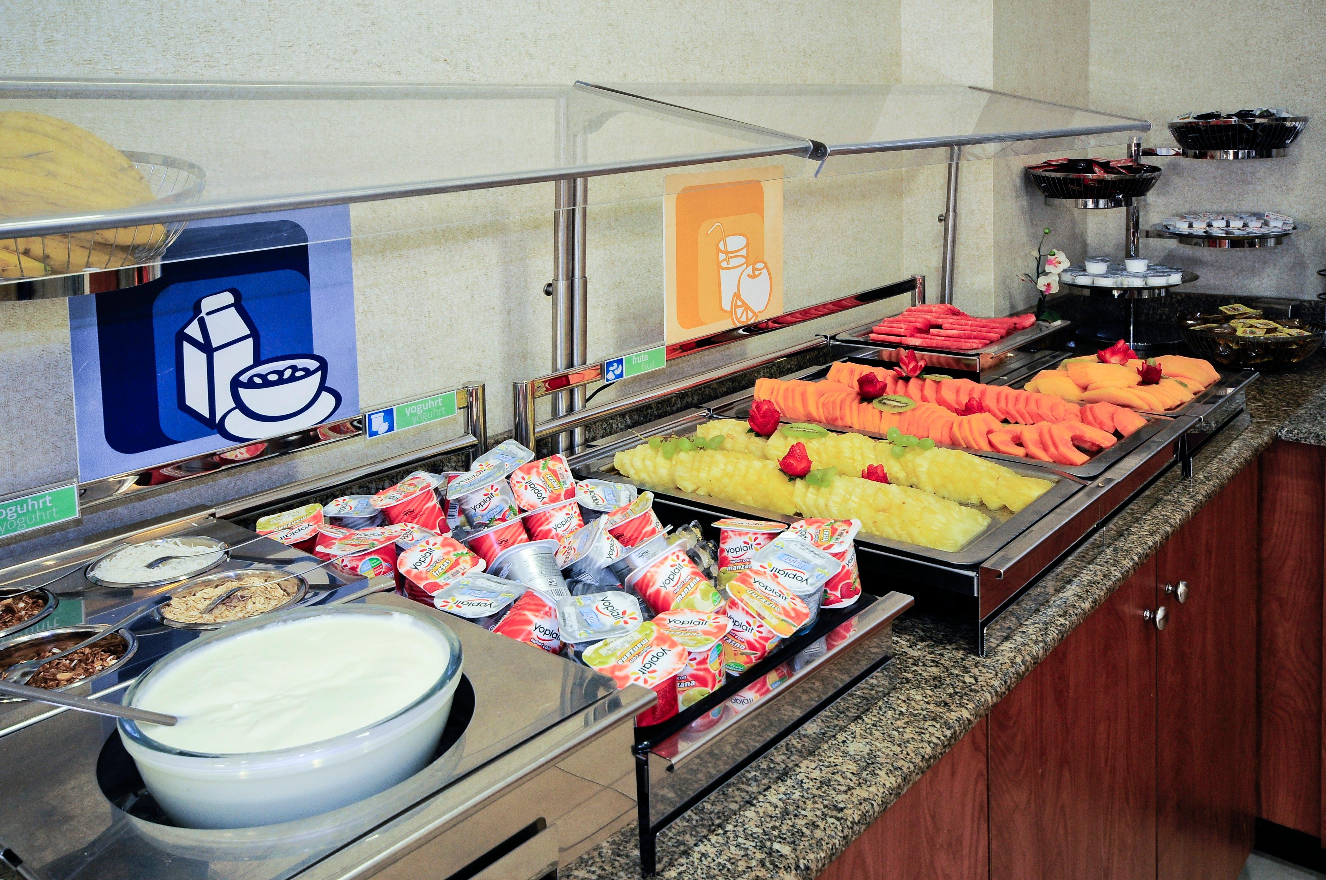 Holiday Inn Express & Suites Toluca Zona Aeropuerto By Ihg Eksteriør billede