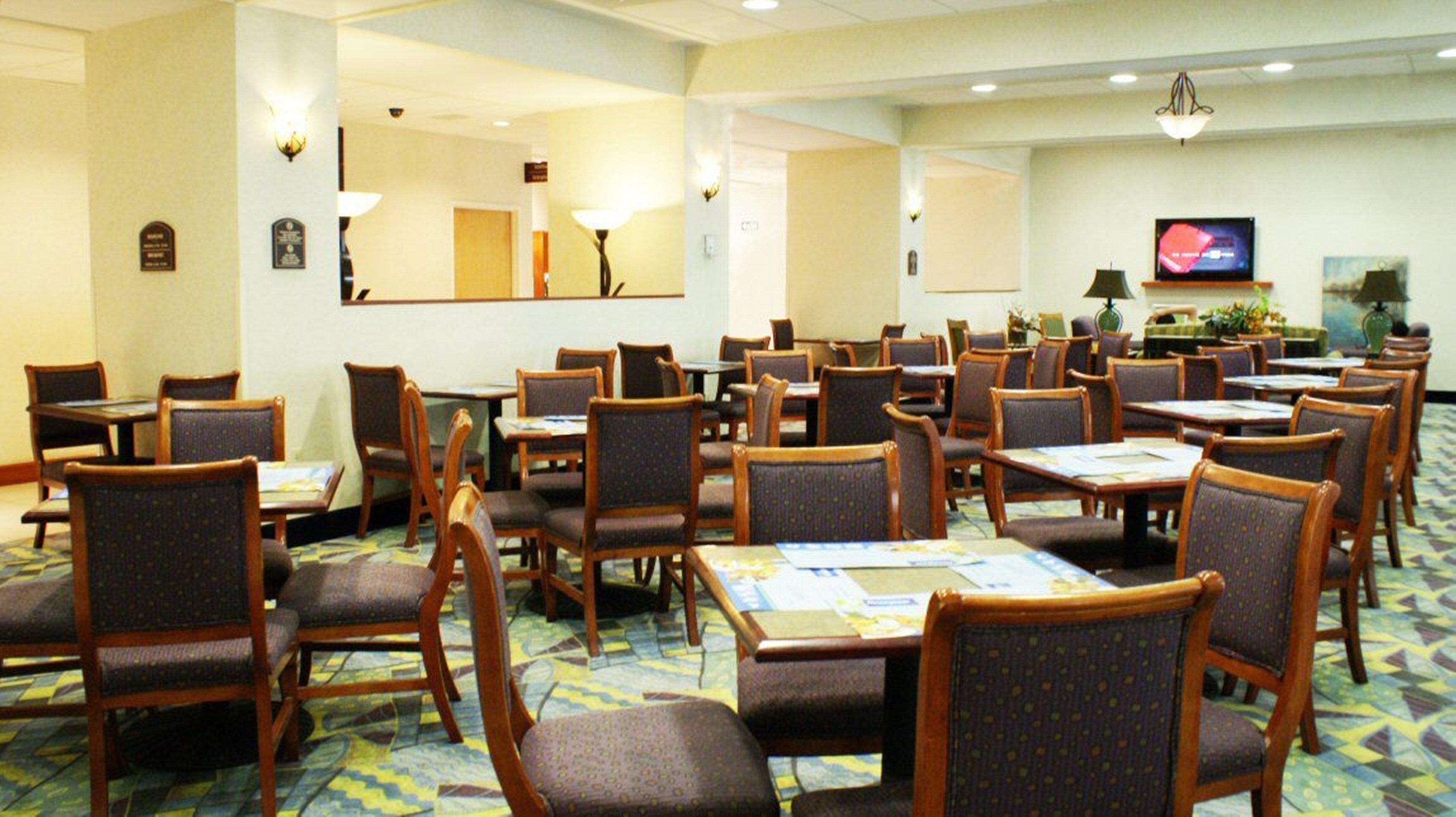 Holiday Inn Express & Suites Toluca Zona Aeropuerto By Ihg Eksteriør billede