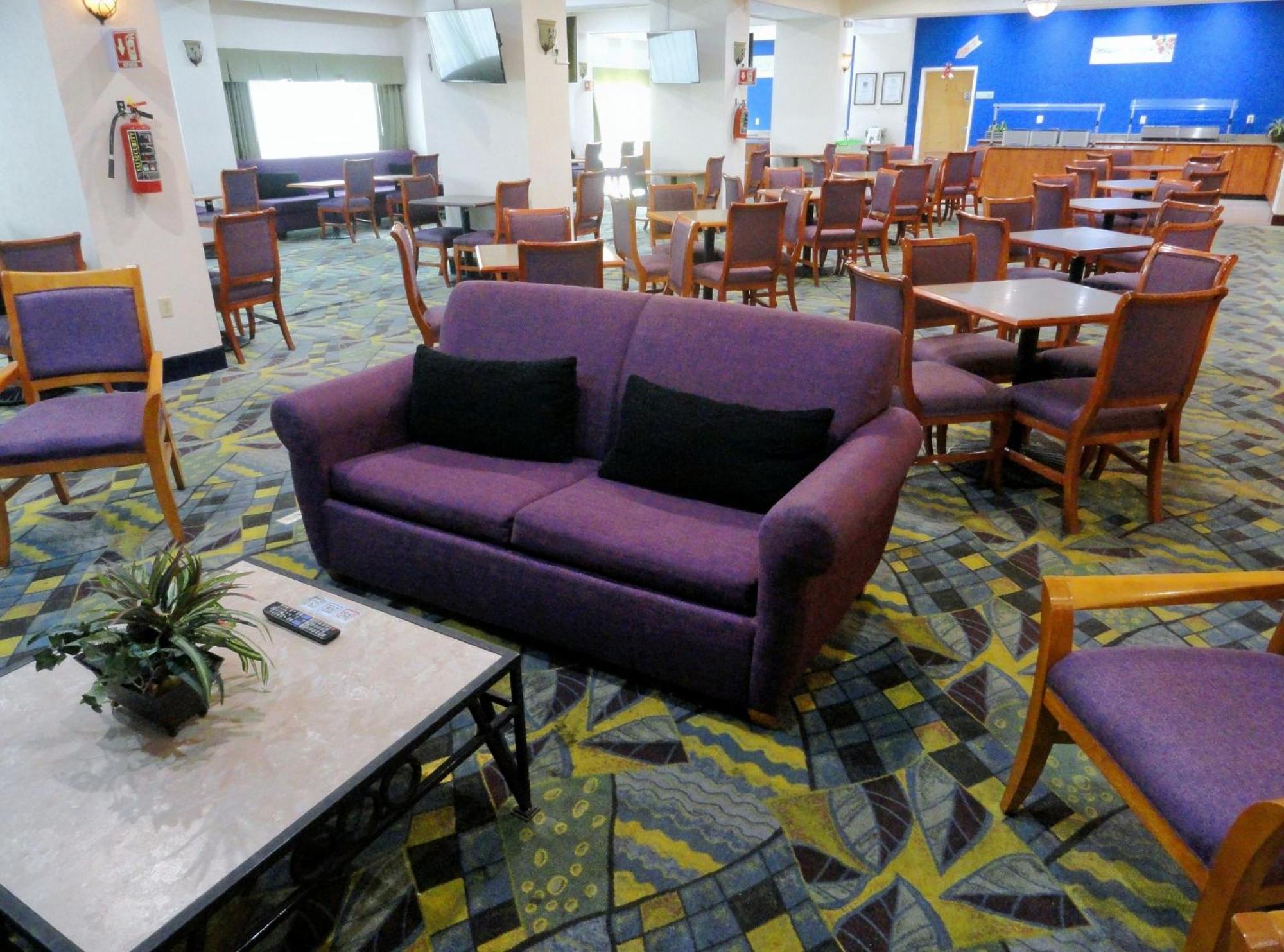 Holiday Inn Express & Suites Toluca Zona Aeropuerto By Ihg Eksteriør billede